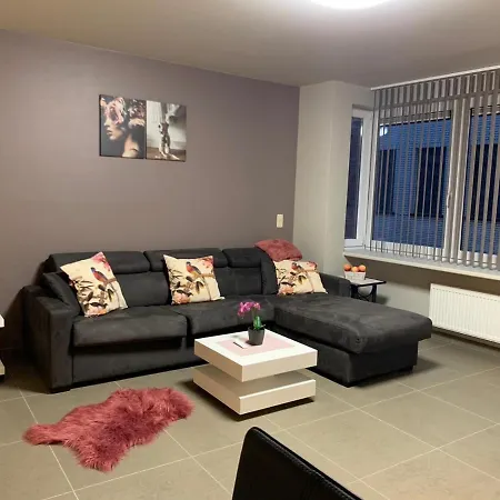 Apartment Moderne Aan Zee