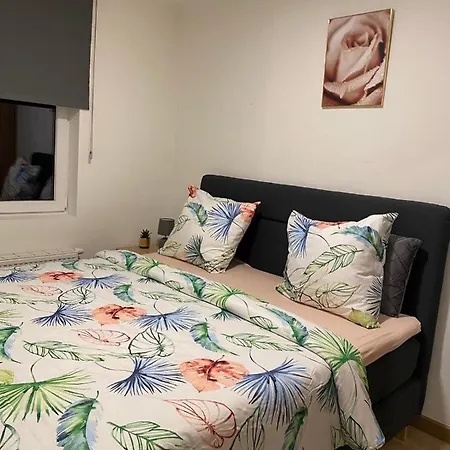 Moderne Aan Zee * オステンド