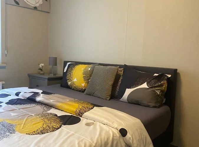 Moderne Aan Zee Apartman *